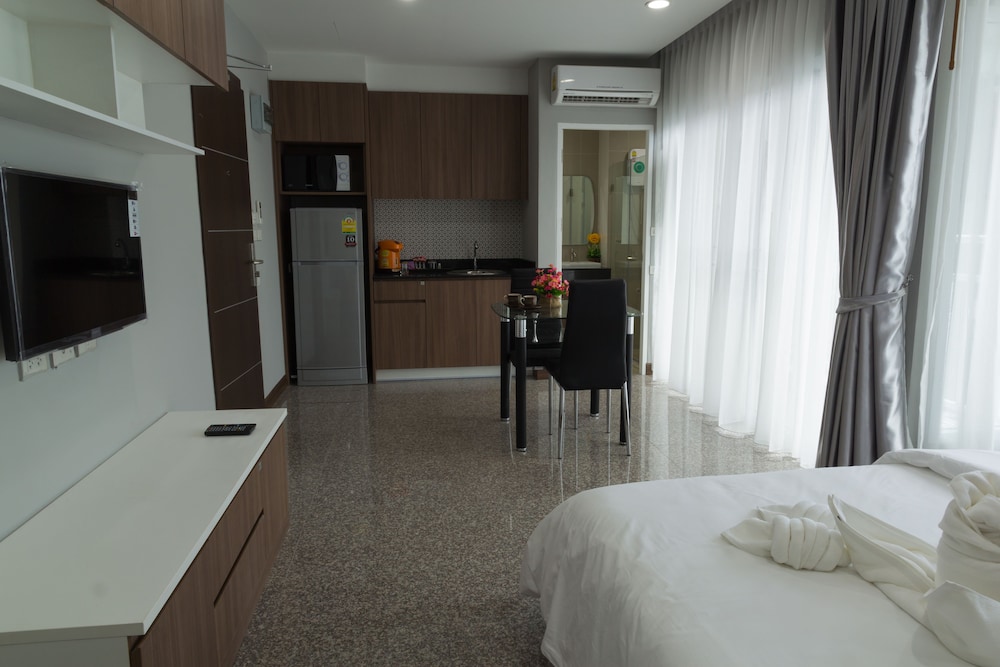 Modernbright Service Apartment 8/20
