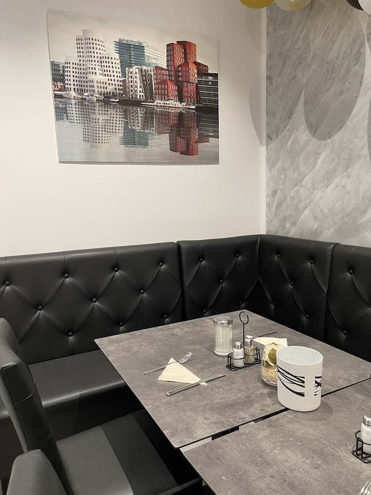 Hotel Palm Premium - Hotel & Apartments 55/66