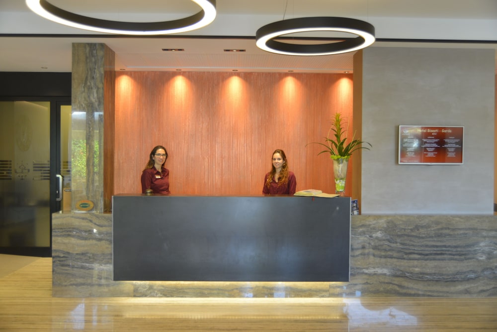 Hotel Bisesti 4/50