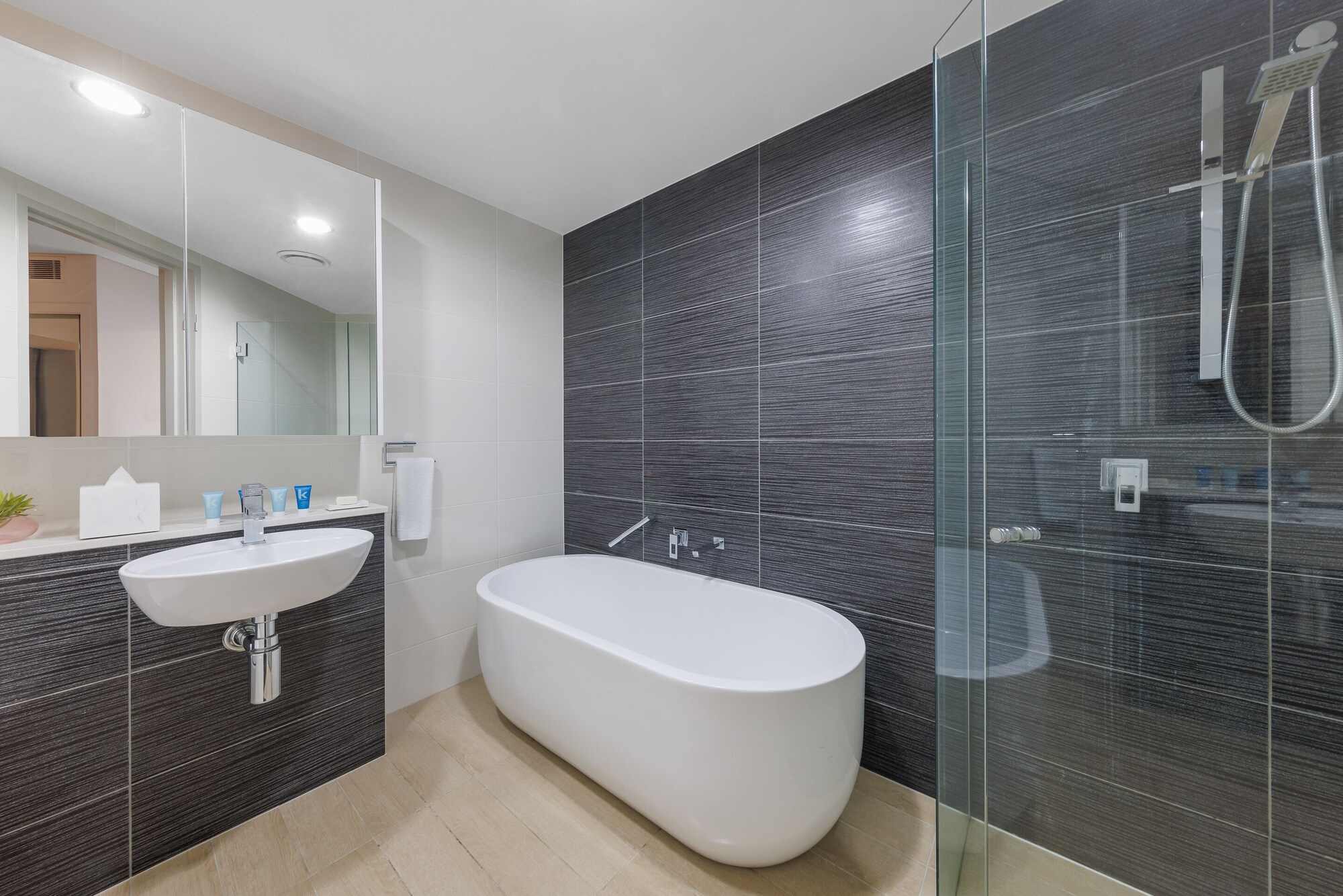Altitude, 2 Bedrooms, Suite, 2 King Beds، Meriton Suites Herschel Street 2/3