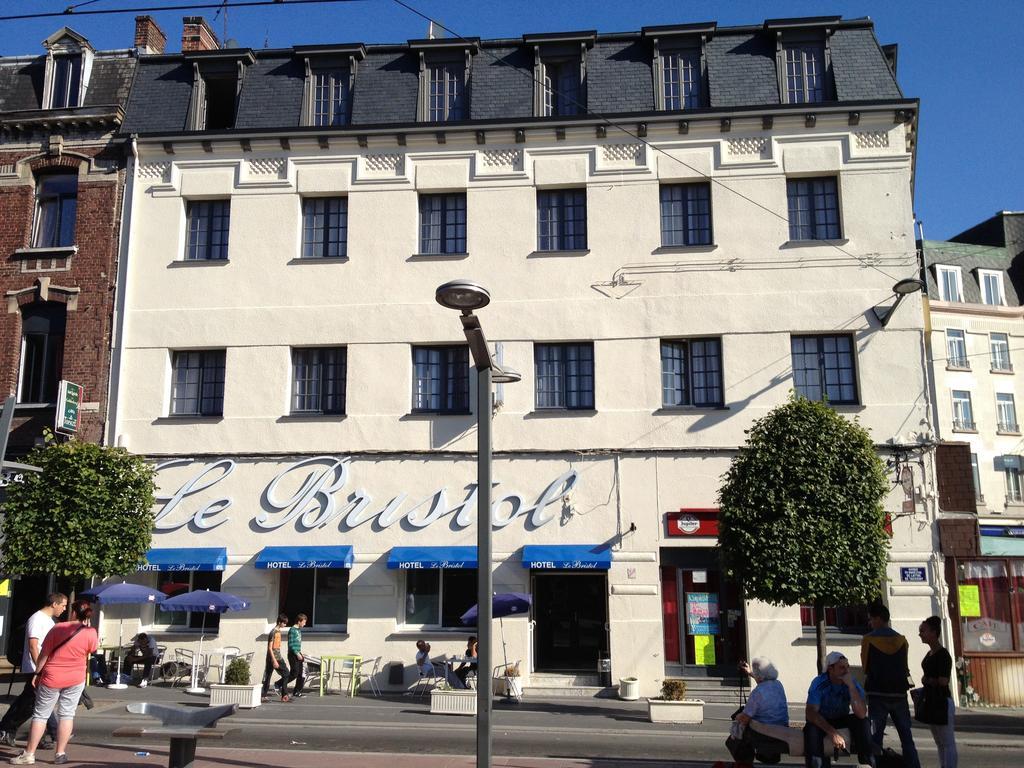 L Hotel Le Bristol 4/19