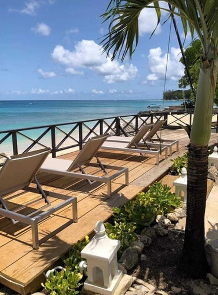 Sunswept Beach Hotel 31/44