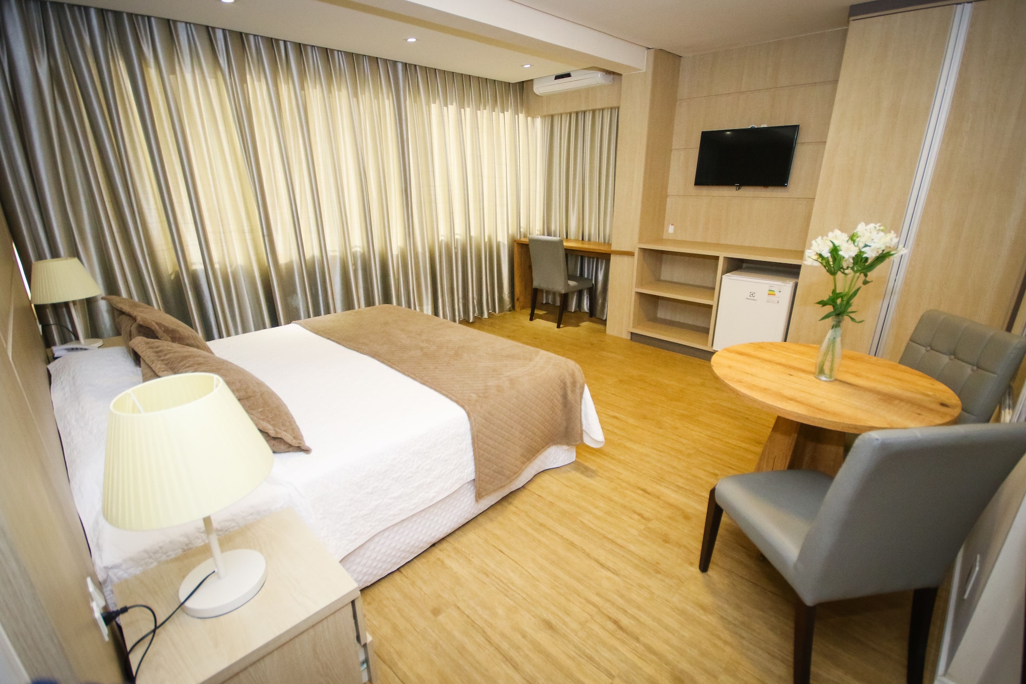 جناح فاخر بسرير مزدوج، Hotel Geranium 4/7