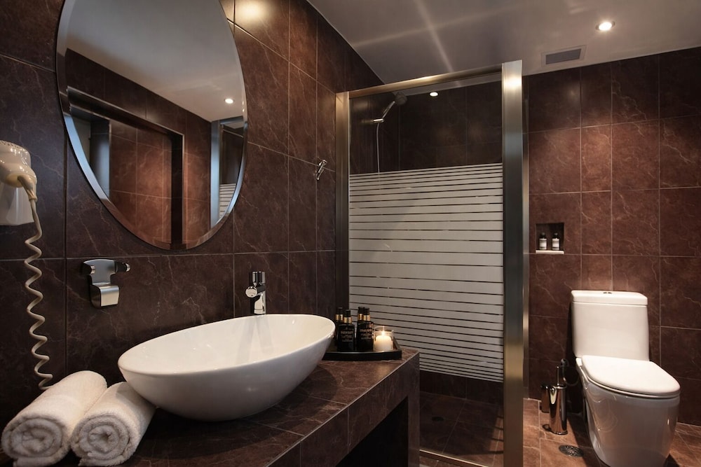 Athens Lotus Hotel 42/47