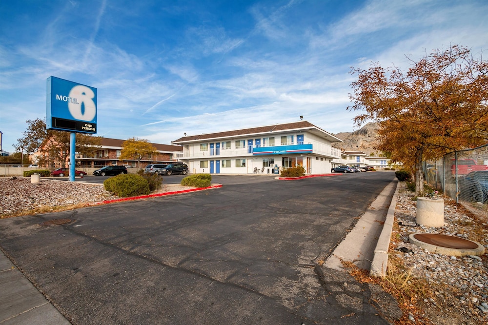 Motel6 Wendover, UT 10/45