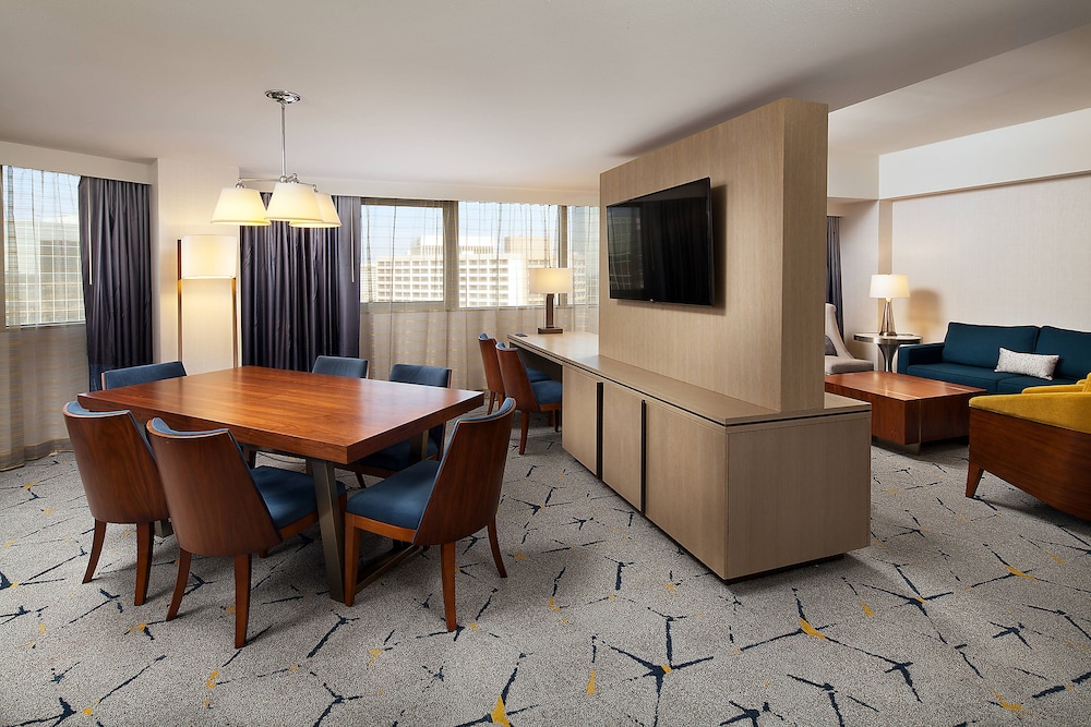 Sheraton Gateway Los Angeles Hotel 54/65