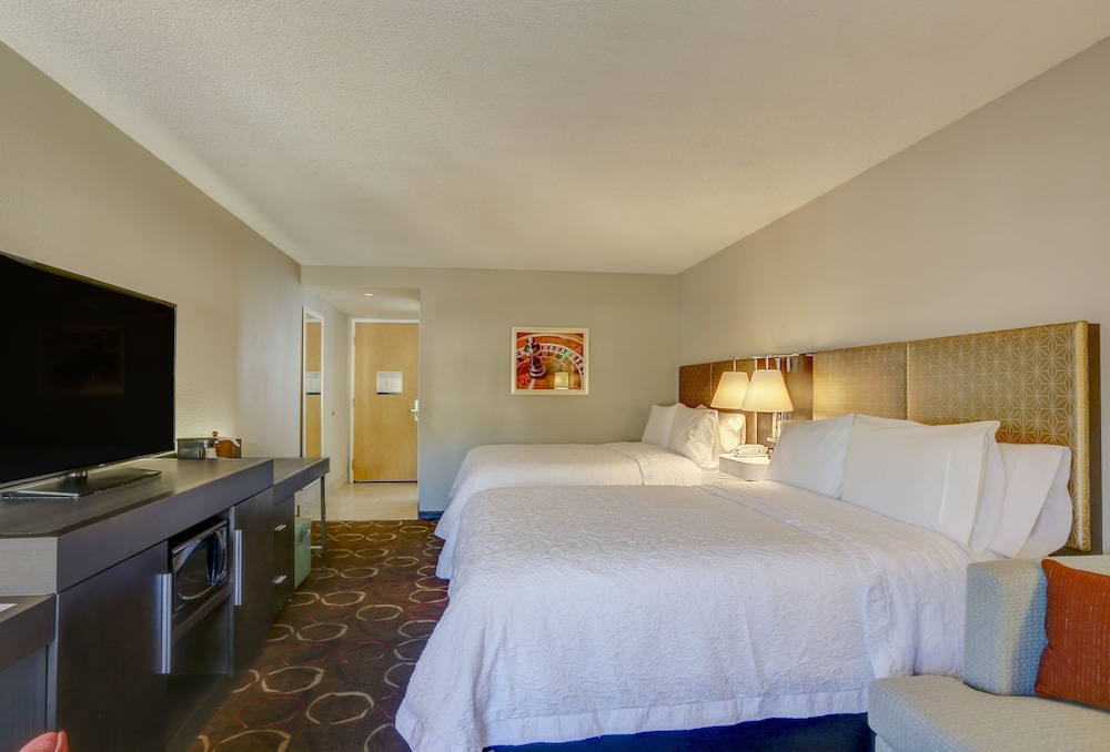 ROOM, 2 QUEEN BEDS, ACCESSIBLE