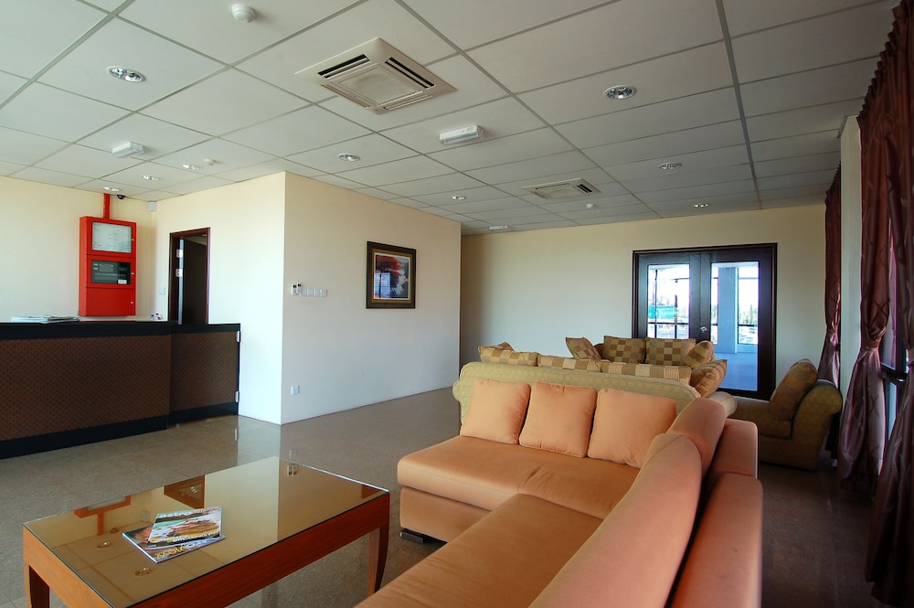 Aristo Hotel At Putatan 5/56