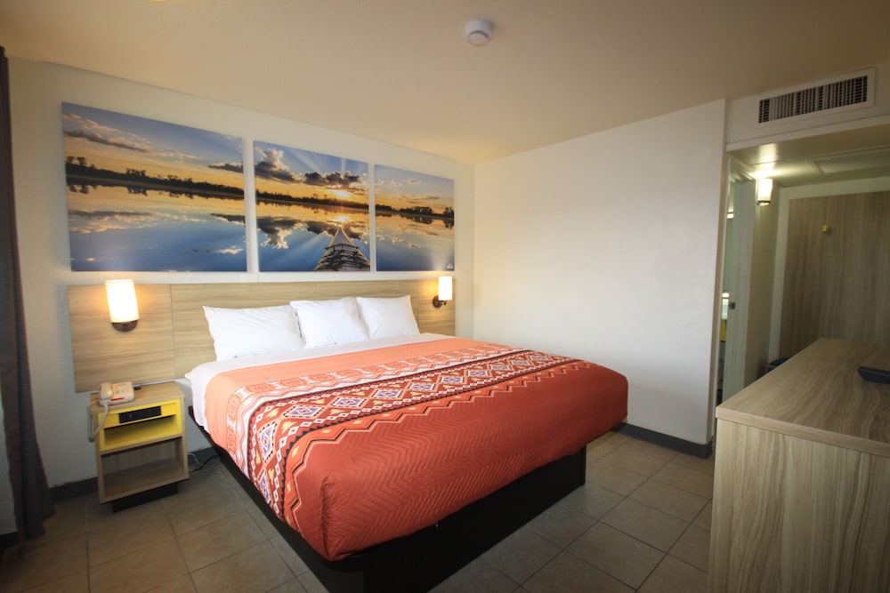 Days Inn by Wyndham Wheat Ridge/Denver West 23/44
