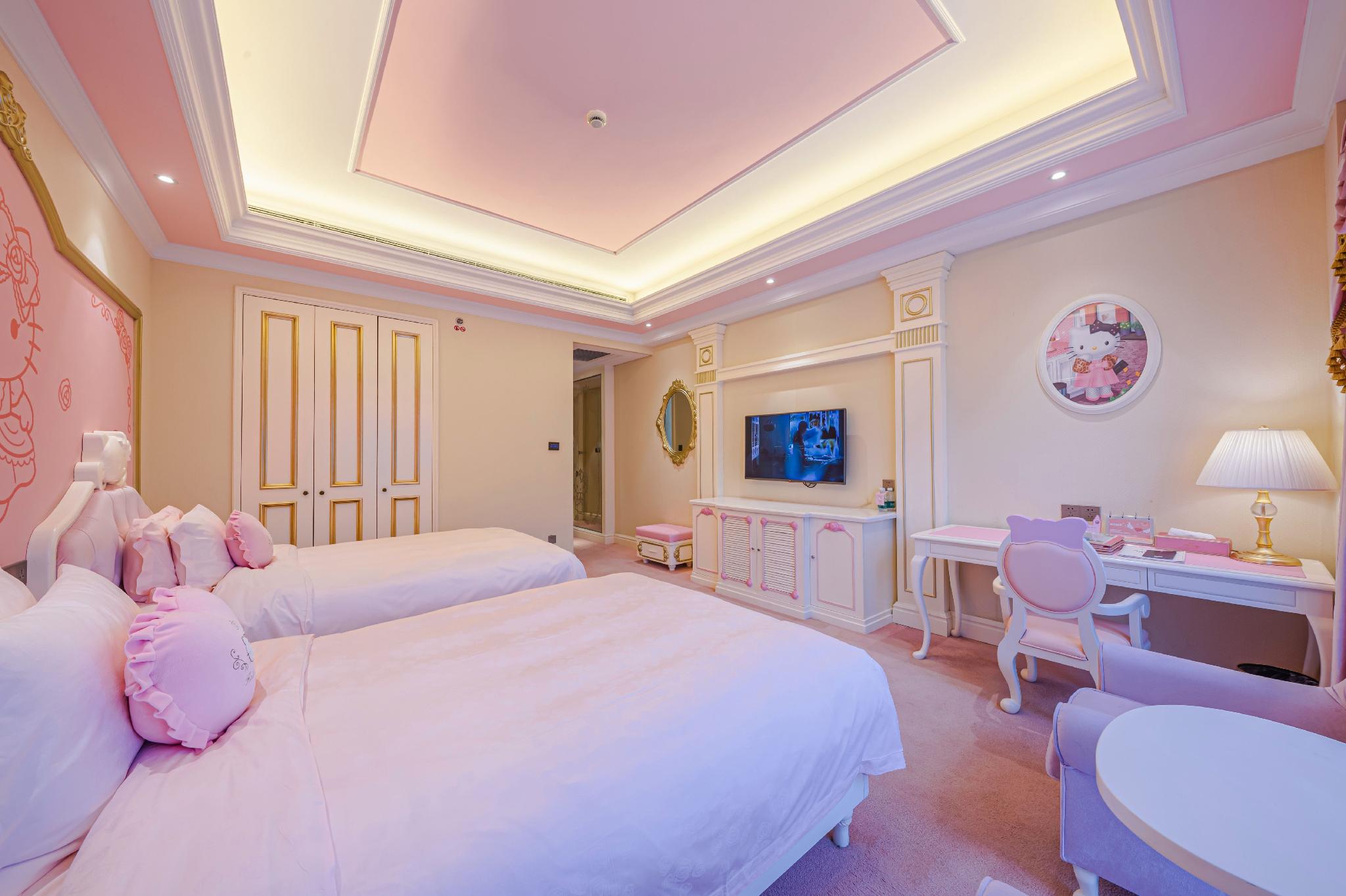 Theme, Hello Kitty, Deluxe, Twin Beds, Scenic View