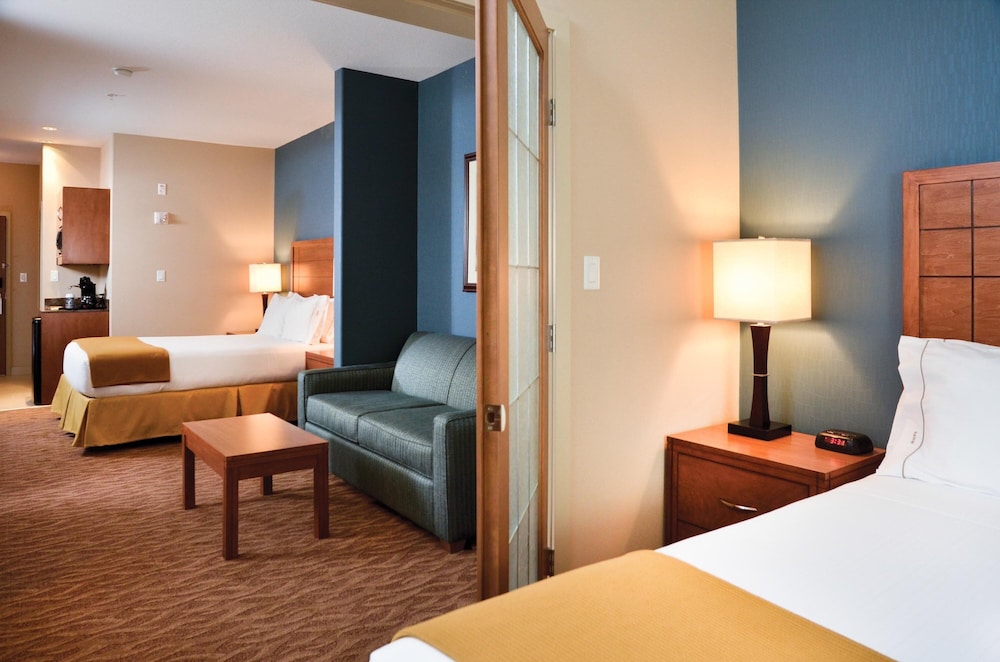 Sandman Hotel Suites Squamish 33/46