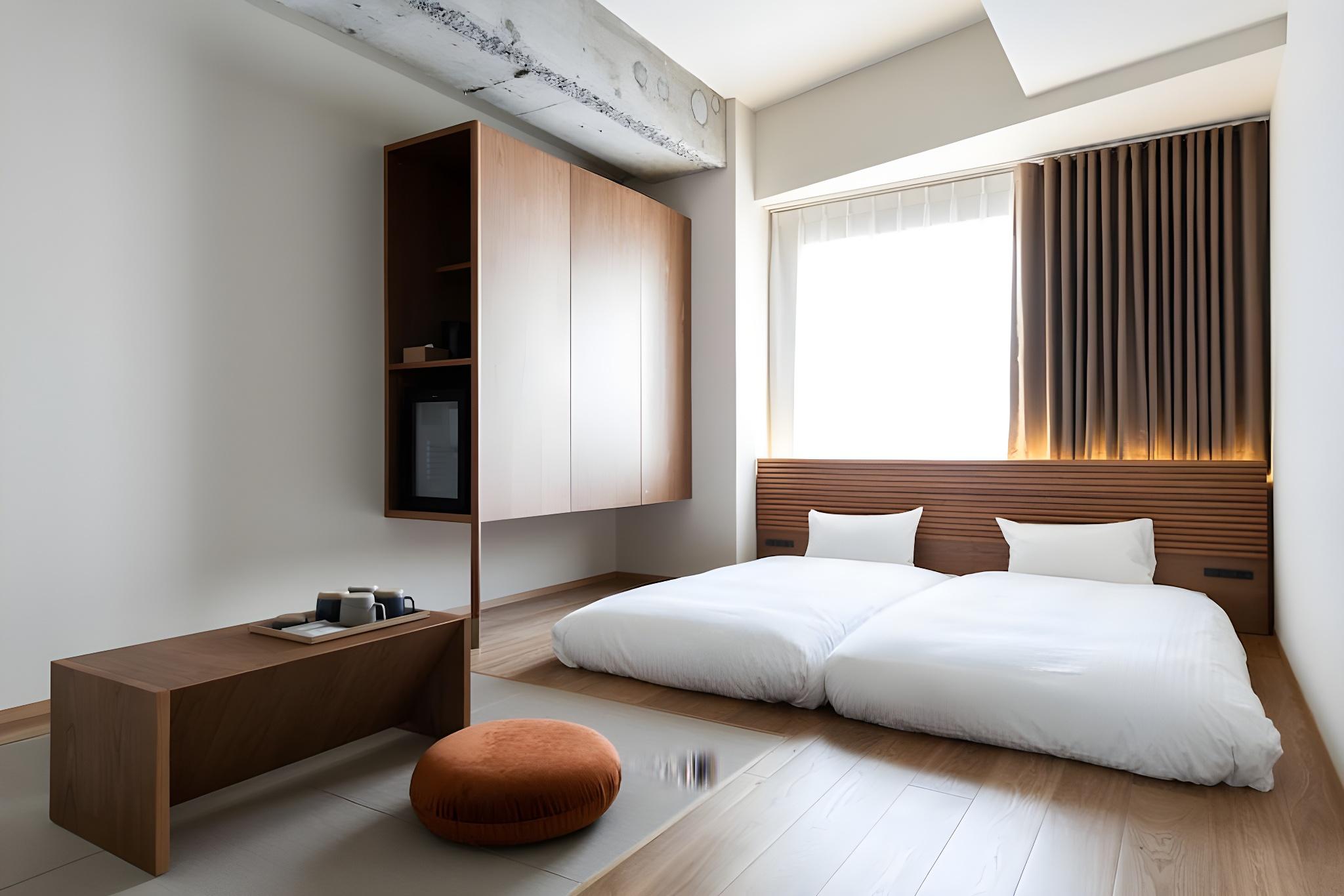 Japanese, Moderate, Twin Beds