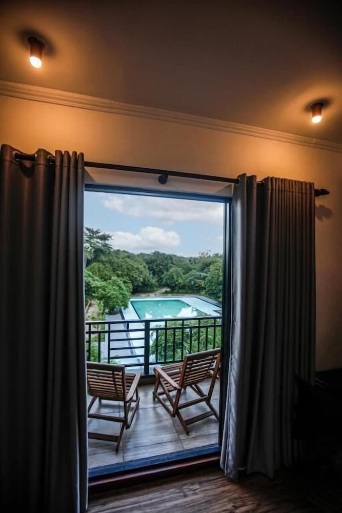 Covanro Sigiriya 39/53