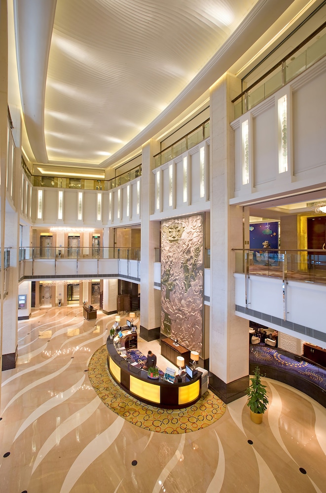 Millennium Hotel Chengdu 66/76