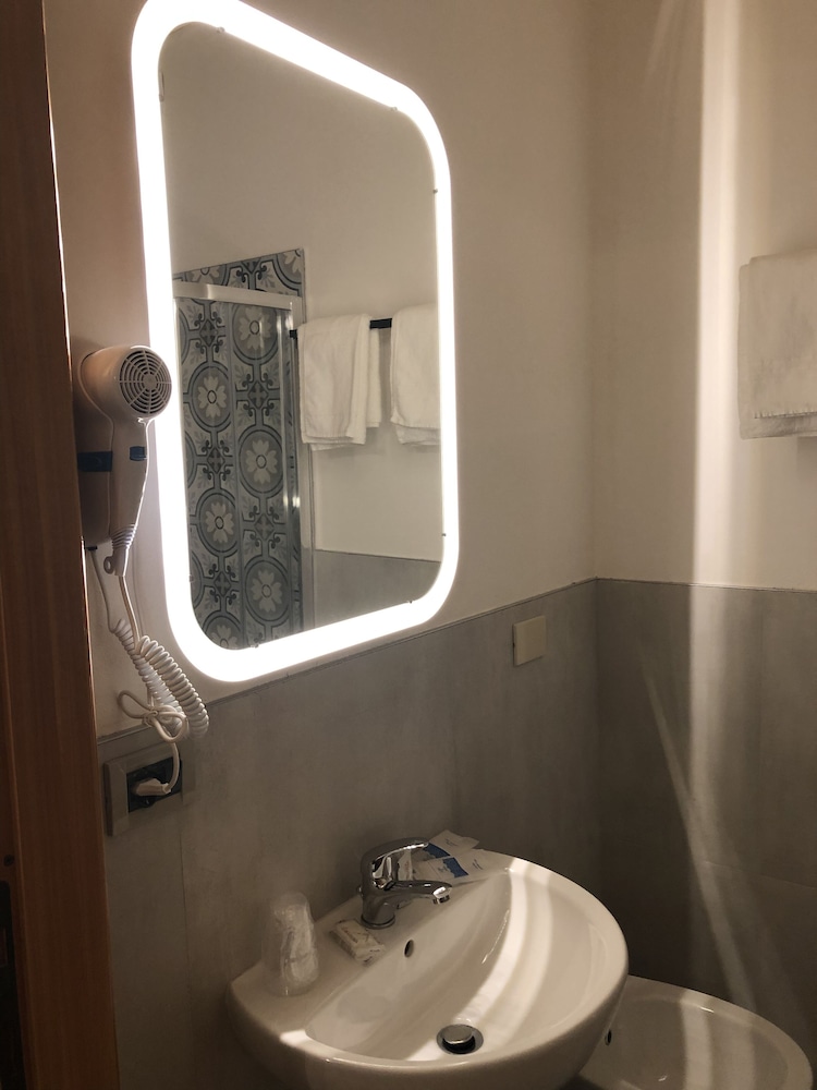 Hotel Francesco 36/39