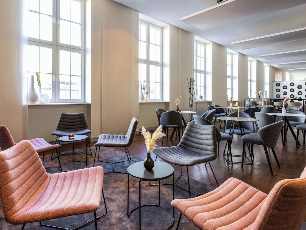 Ibis Karlsruhe Hauptbahnhof 32/48