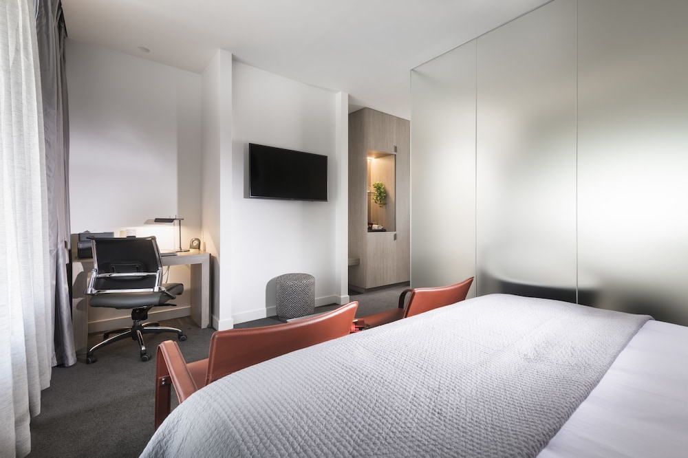 The Melbourne Hotel 15/69