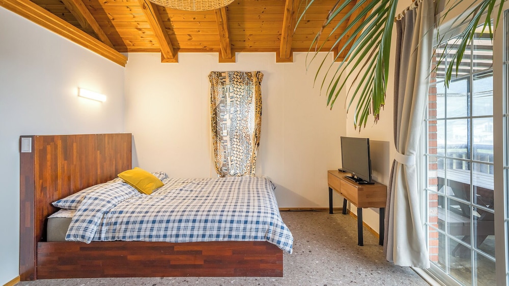 Gapyeong Botanical Pension 9/50