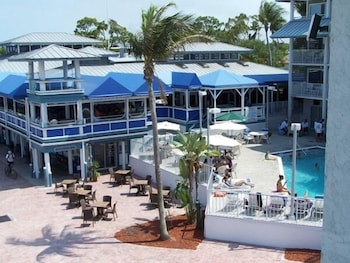 Pirates Cove Resort and Marina 2/36
