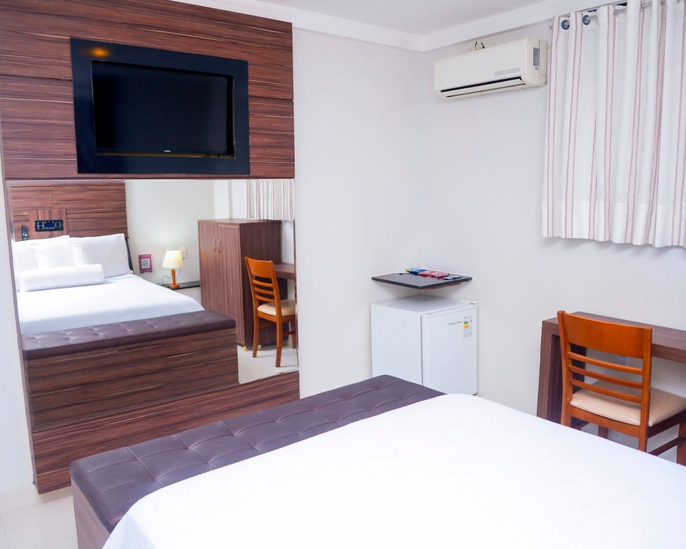 HOTEL SEMPRE EXECUTIVE 20/67