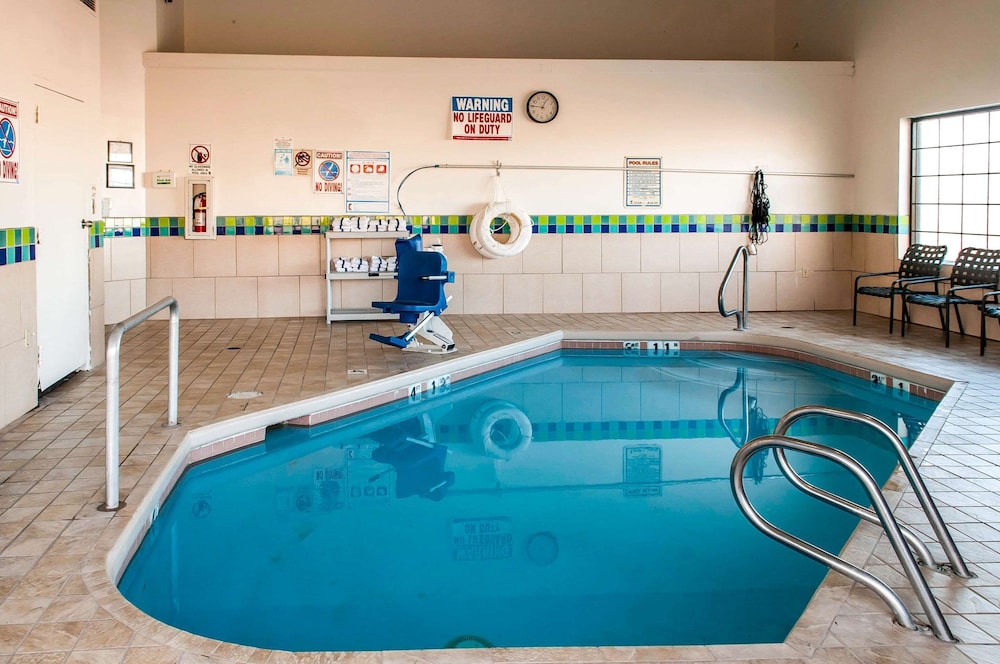 Comfort Inn Las Vegas New Mexico 3/50