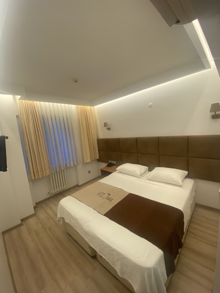 Hotel Davos 8/24