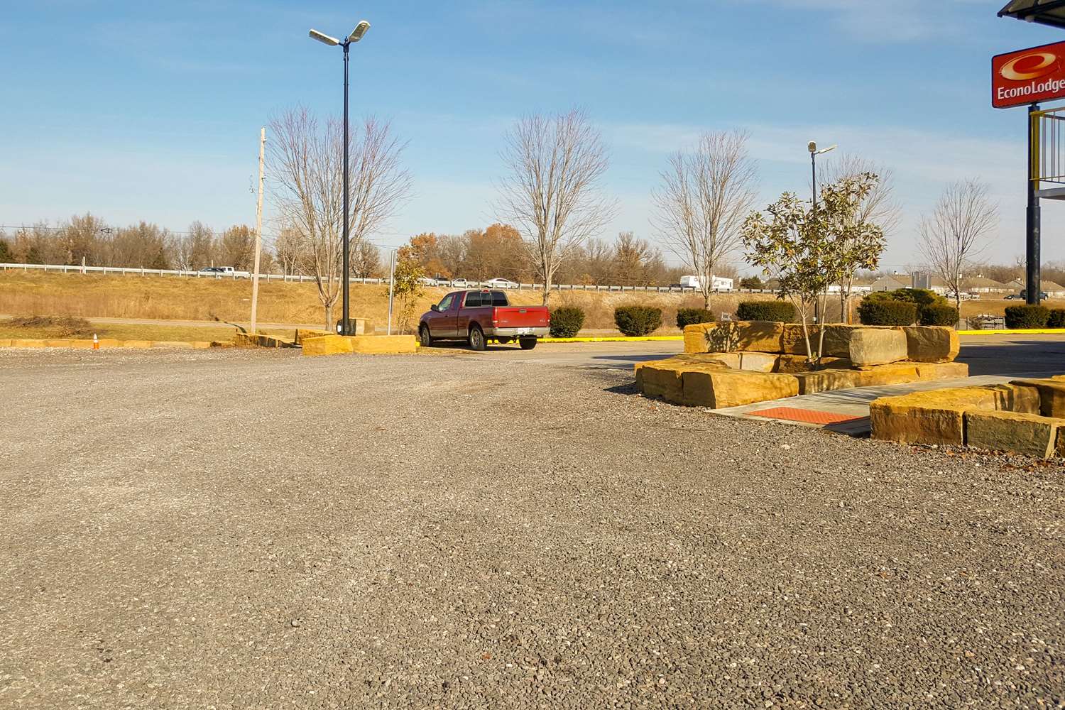Econo Lodge Oak Grove Blue Springs 11/15