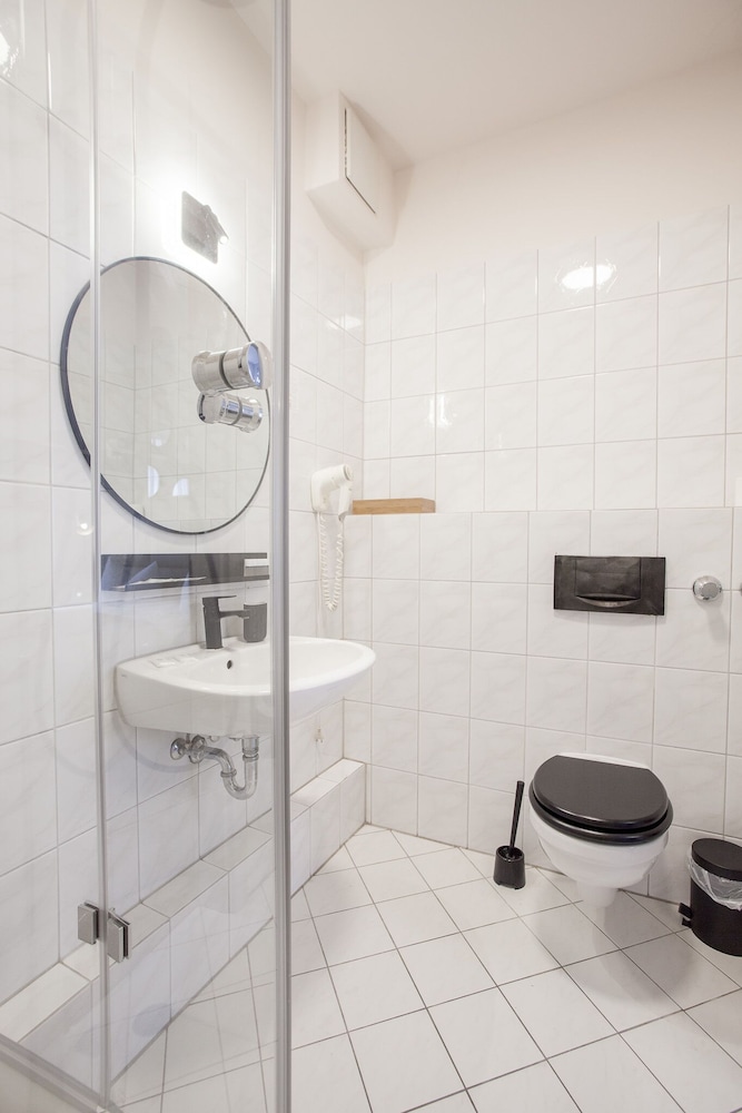 TM Hotel Düsseldorf 22/23