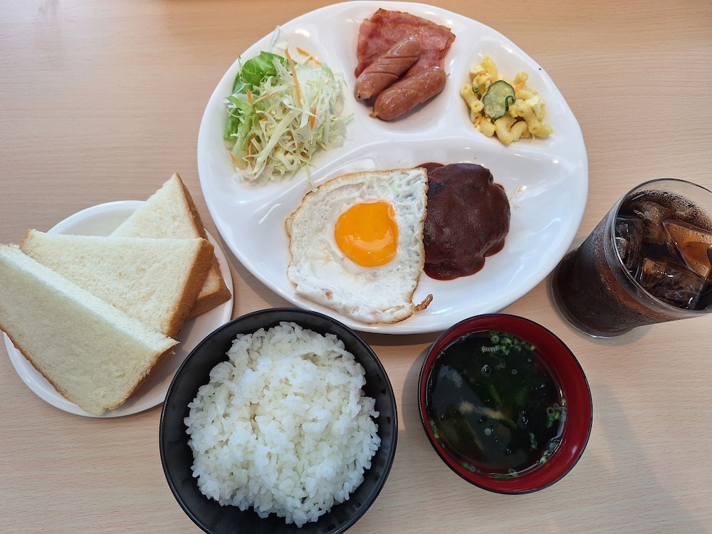 Y's Inn Naha Oroku Ekimae 28/42