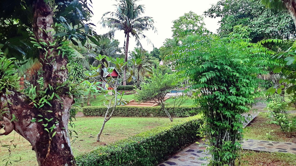 Doo Dee Boutique Resort by Swiss Chalet 41/50