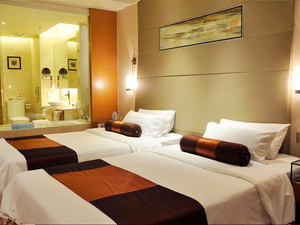 Wuxi Jinling Hotel 17/40
