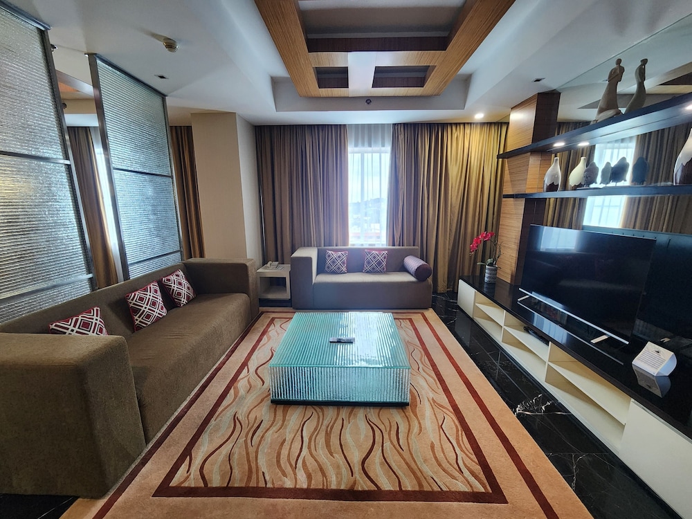 NOVOTEL BALIKPAPAN 37/74