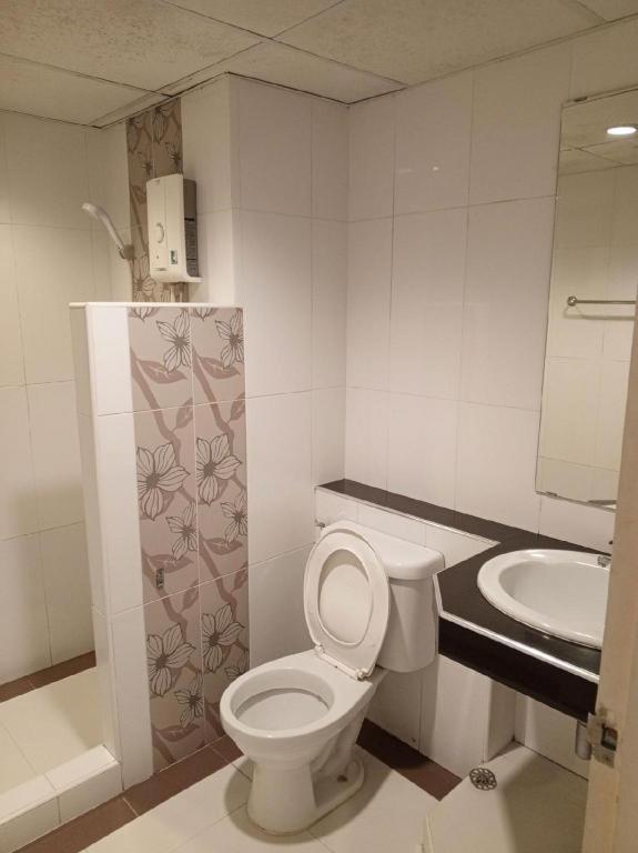 Grand Living Residence 60/64