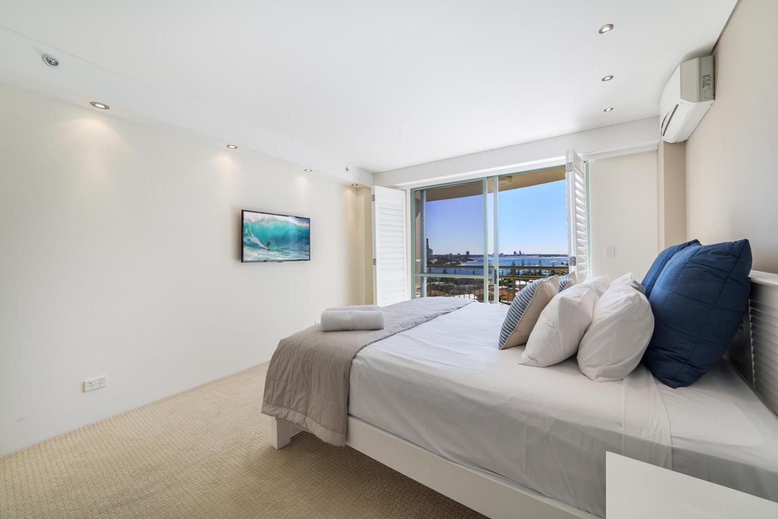 2 Bedrooms, Superior, Apartment