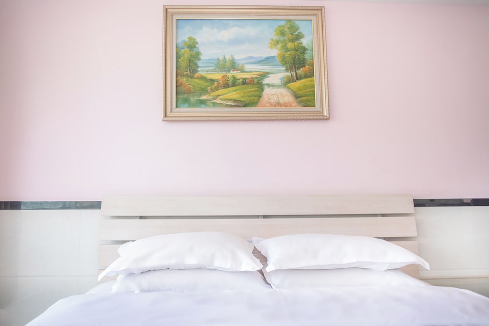 Sunny Private Apt Of Grand Continental 17/50