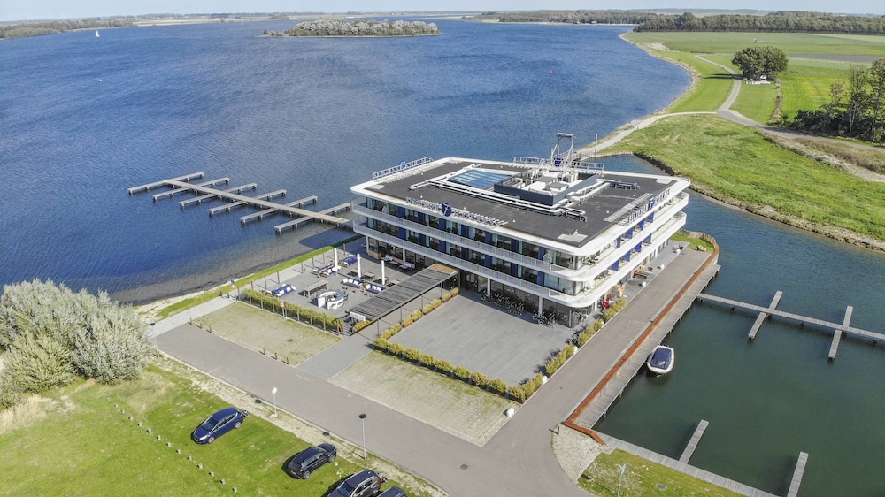 Fletcher Hotel Het Veerse Meer 1/66