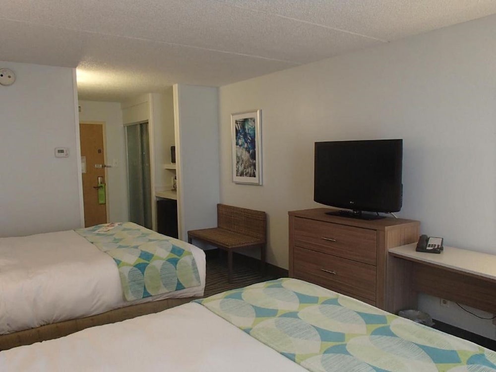 DoubleTree by Hilton Corpus Christi Beachfront 13/41