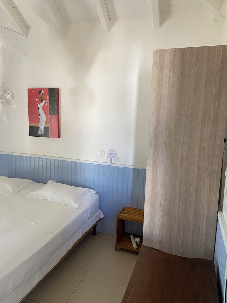 Coco Beach Marie Galante 8/50