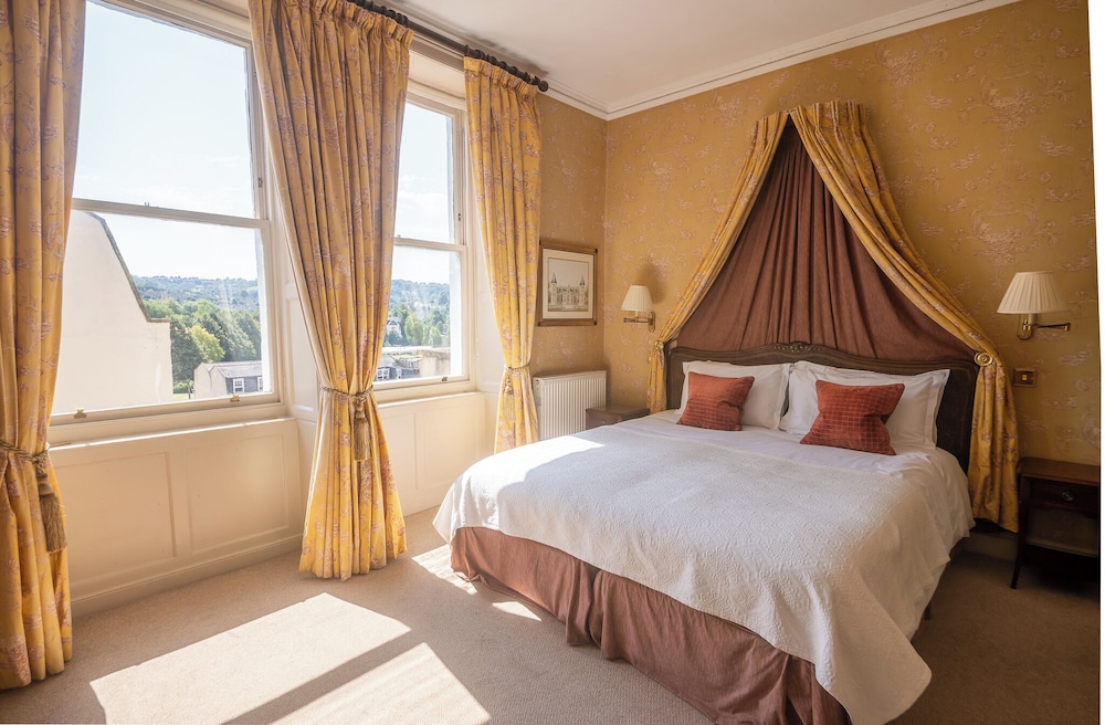 Superior, King Bed