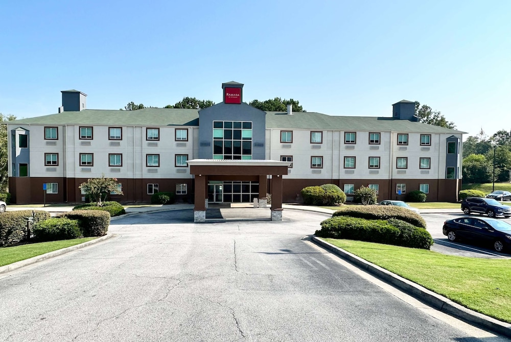 Ramada by Wyndham Lithia Springs Atlanta 14/17