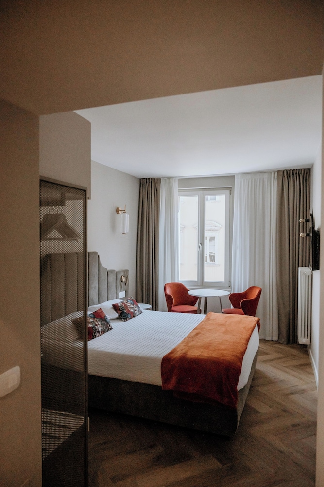 غرفة سوبيريور بسرير كوين، Hotel Garni Venezia 2/9