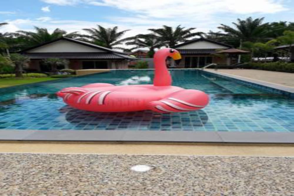 Palm Kiri Resort 7/45