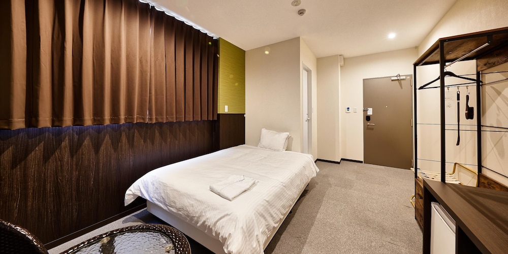 Crown Hotel Okinawa Annex 13/50