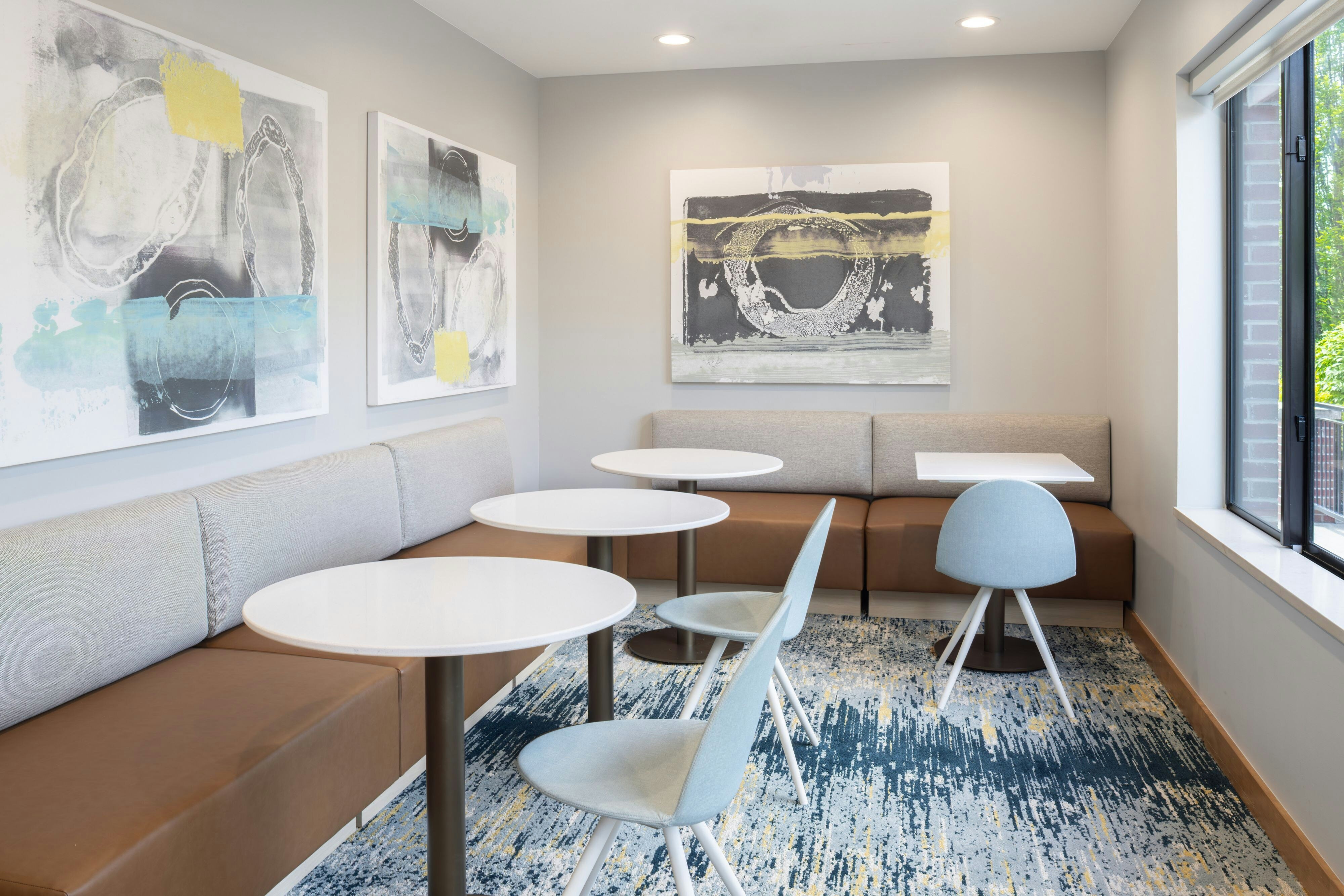 TOWNEPLACE SUITES LATHAM ALBANY AIRPORT 38/62