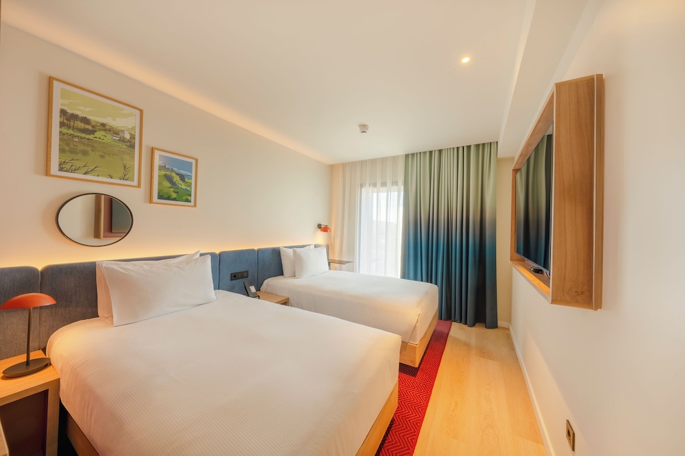 Hampton by Hilton Alicante Airport 12/42