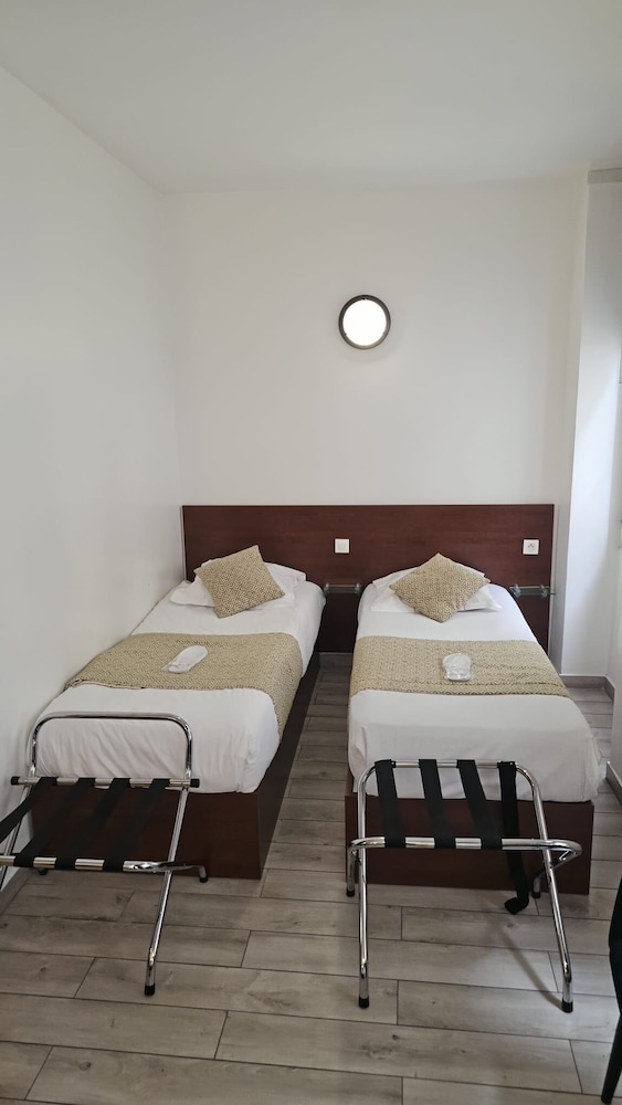 Massilia Hotel 23/50