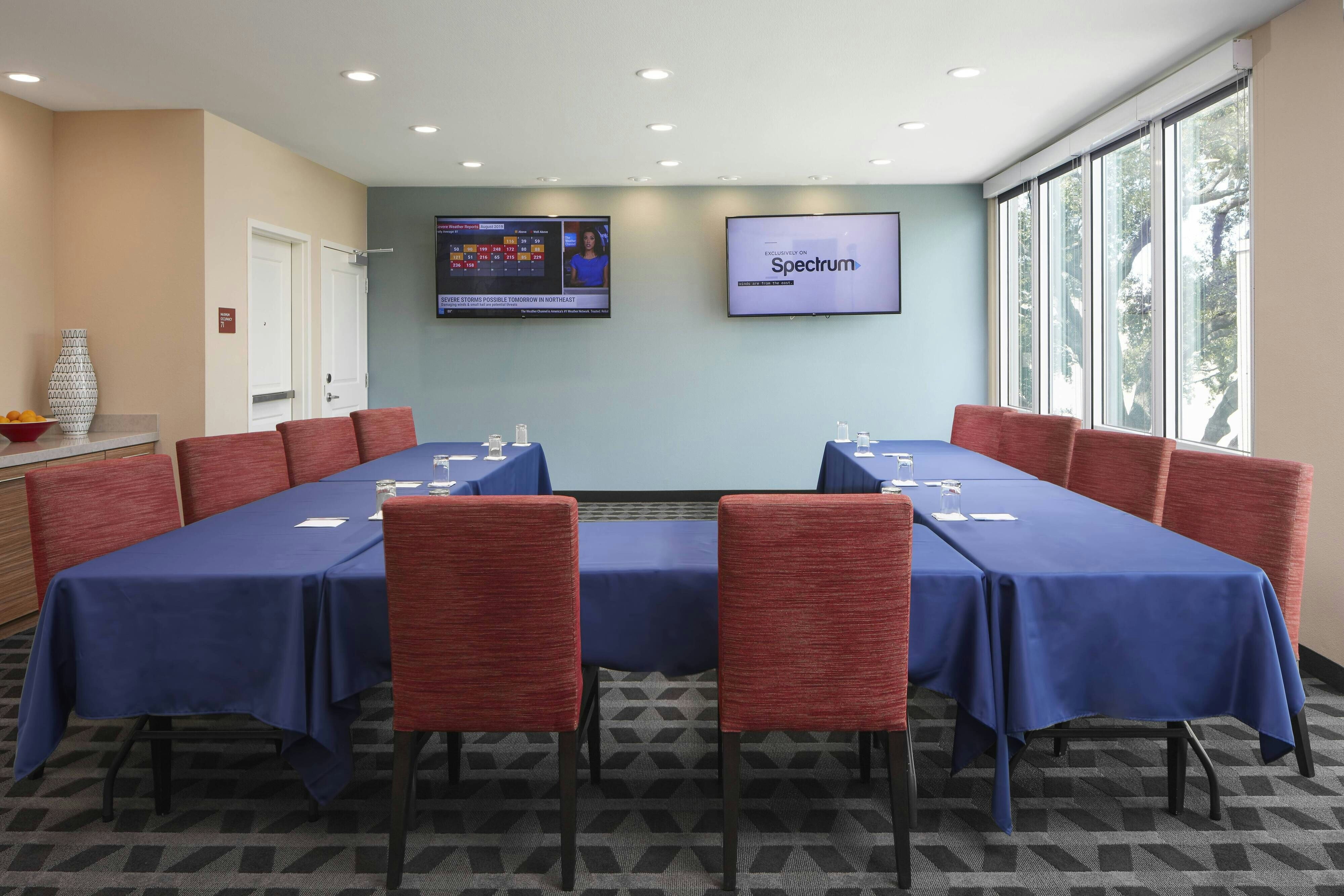TownePlace Suites by Marriott Tampa South 39/43