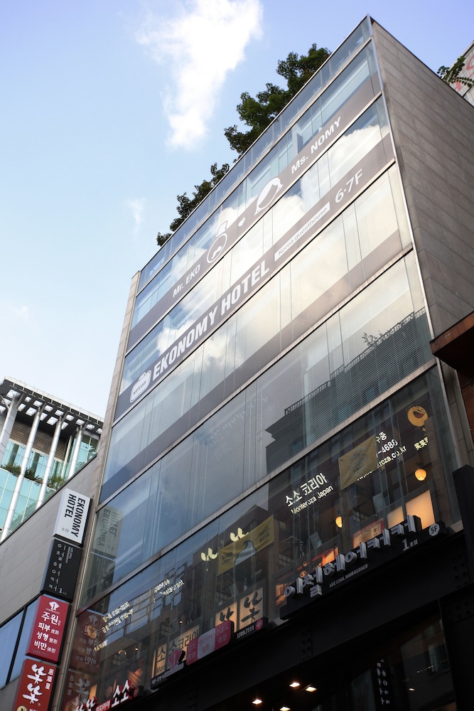 Ekonomy Hotel Myeongdong Premier 5/48