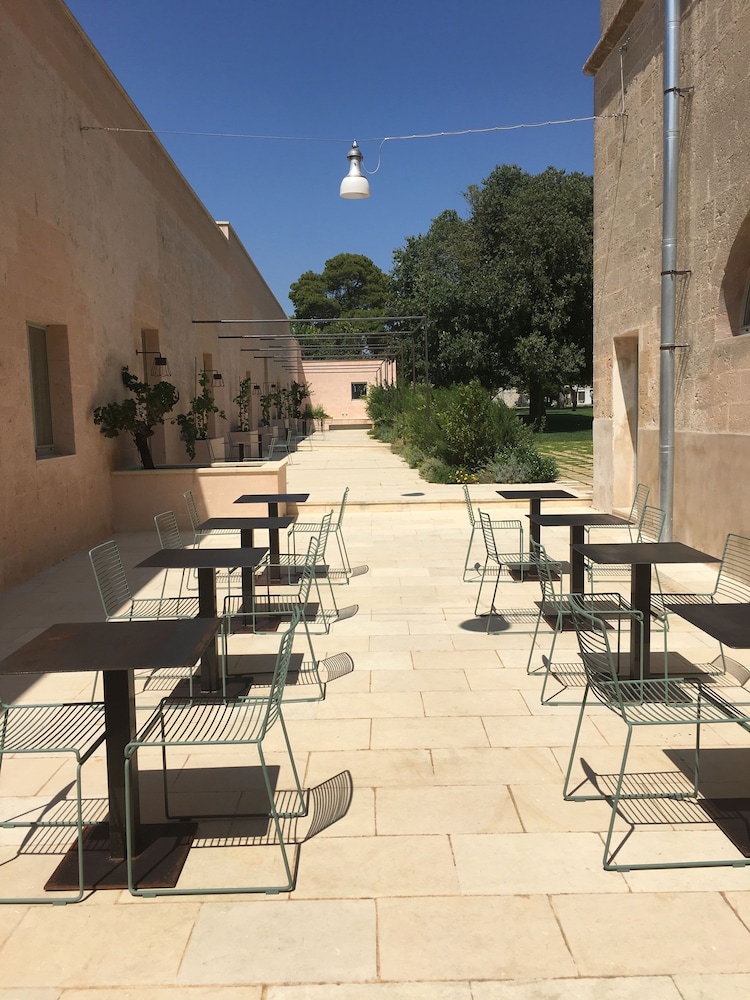 VINILIA WINE RESORT 61/78