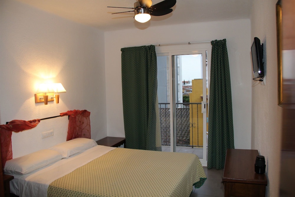 Hostal Isabel 8/37